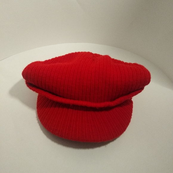 Hat - Picture 2 of 3